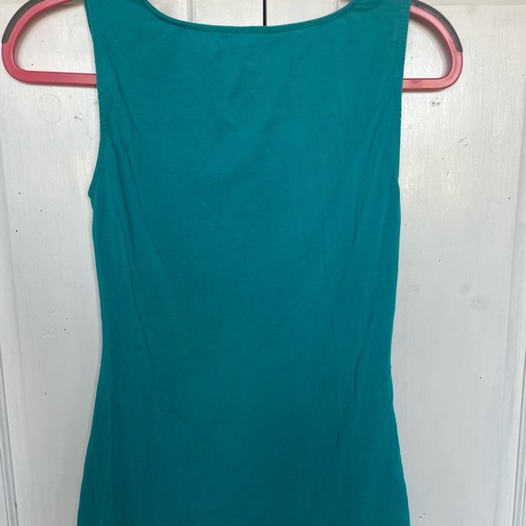 Garnet Hill ruched tank. - Picture 4 of 4